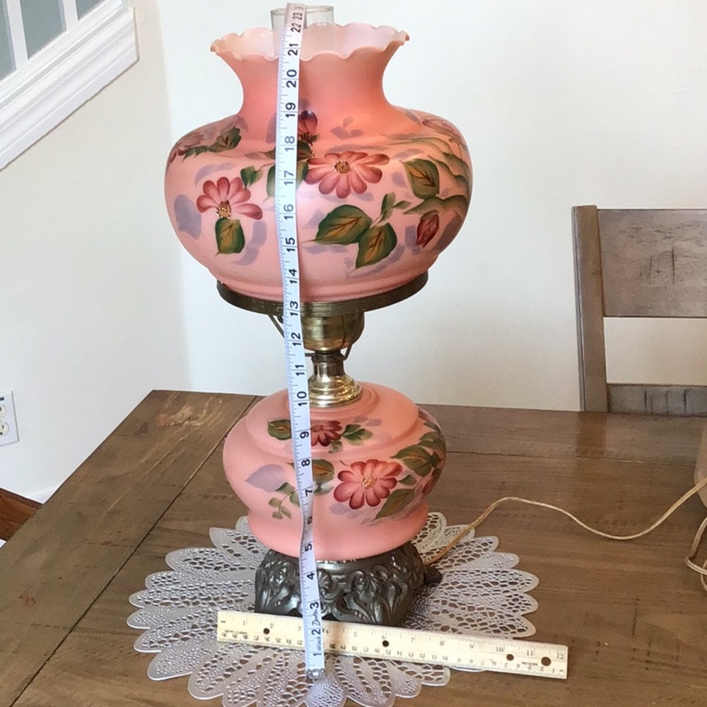 Rare GWTW Vintage parlor hurricane lamp. - Picture 5 of 16